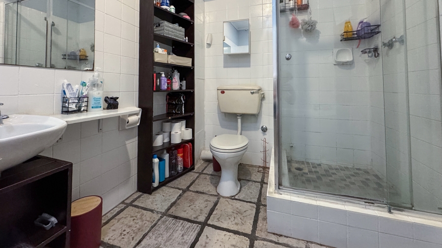 2 Bedroom Property for Sale in Fairfield Estate Western Cape